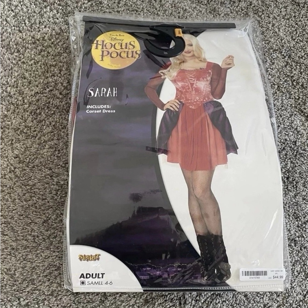 NEW Spirit Halloween Hocus Pocus Sarah Sanderson Costume- Dress